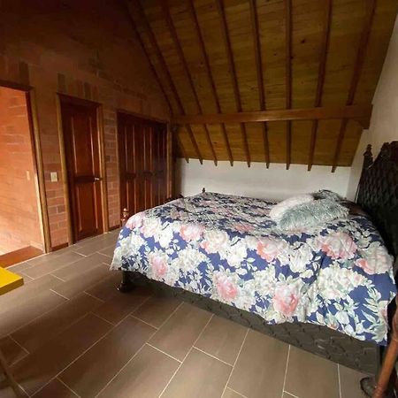 Hermosa Casa , Con Parqueadero En Rionegro Cerca Al Aeropuerto 빌라 외부 사진